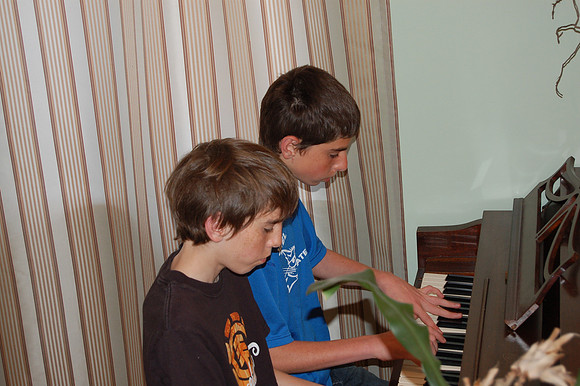 2008-05-11 Mothers Day and Boysday 124