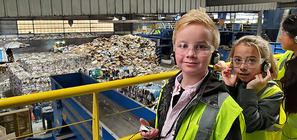 2019-12-13 Field Trip to Shoreway Recycling Center 19