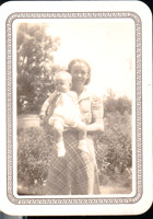 1941 - Crossett AR - Floie Pendergrass with baby Jolene