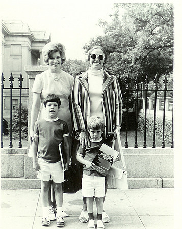 1972 - Washington DC - Donna, Jolene, Scott, Stephen