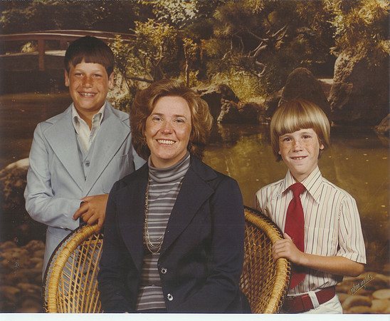 1975 - Bossier City LA - Jolene, Scott and Stephen