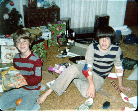 1976-12 - Bossier City LA - Stephen and Scott
