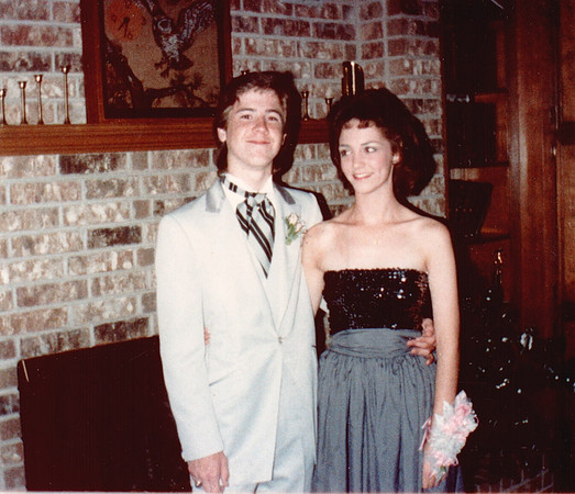 1985-05 - Bossier City LA - Stephen and Debbie ready for Airline HS Senior Prom 2