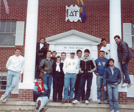 1987 - Fayetteville AR - Delta Upsilon House - University of Arkansas