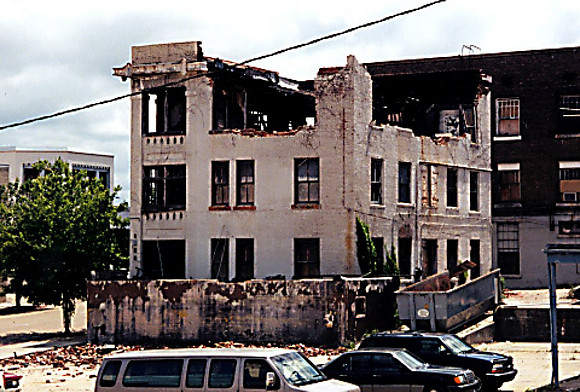 2000-04 - Shreveport LA - Easter Tornado 6