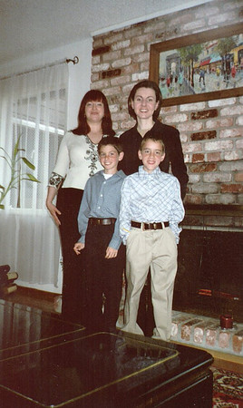 2003-01 Irene, Victoria, Nathan and Felix 03