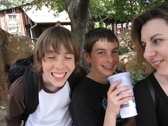 2007-04-11 Disneyland 052