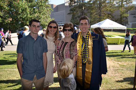 2015-06-13 Felix Graduates 052