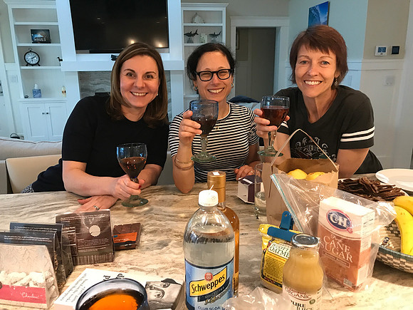 2018-10-19 Victoria in Santa Cruz (Girls' Weekend) 024