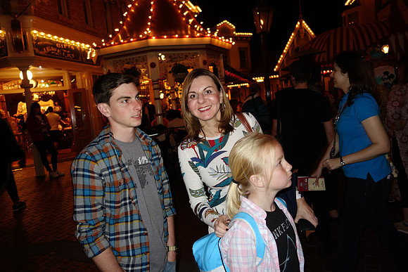 2019-03-31 Disneyland 308