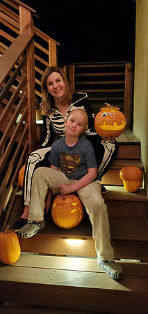 2019-10-23 Pumpkin Carving 297