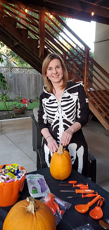 2019-10-23 Pumpkin Carving 014