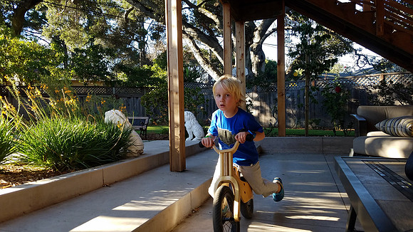 2016-08-15 Patio Play 09