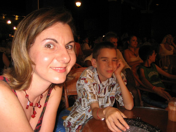 2005-08-12 PV Riu 210