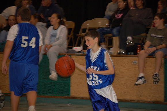 2005-12 Nathan's Basketball 058