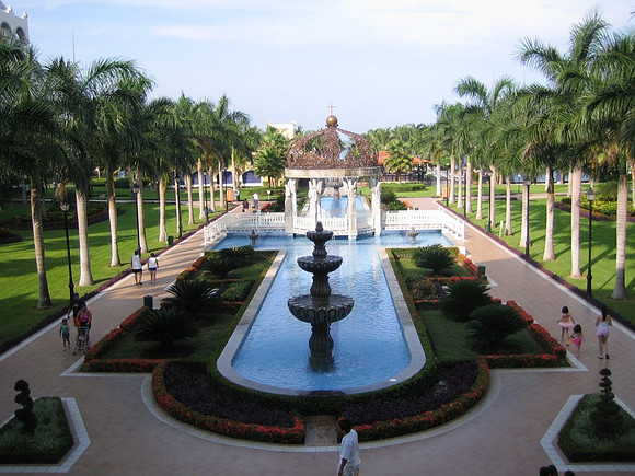 2005-08-12 PV Riu 400
