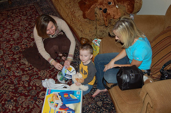 2005-12-24 David's 2nd Birthday 08