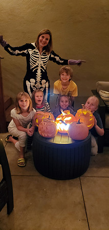 2019-10-23 Pumpkin Carving 241