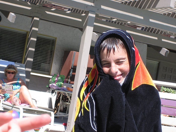 2005-07-24 By The Pool 06