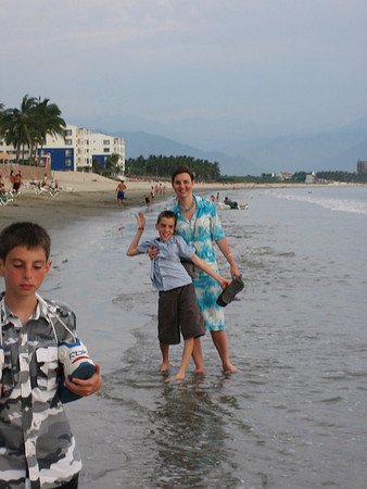 2005-08-12 PV Riu 249