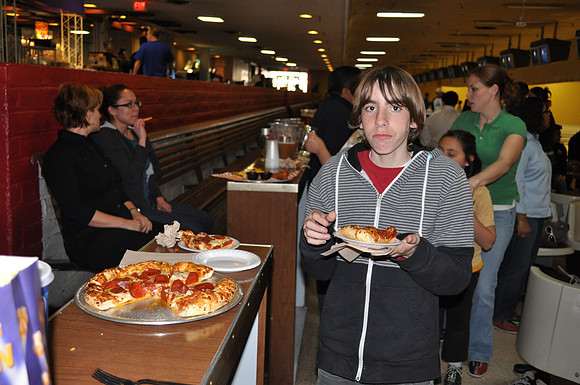 2009-03-12 Bowling for JA 057
