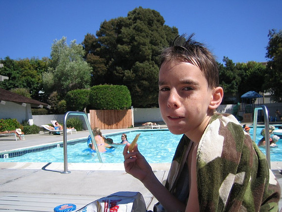 2005-07-24 By The Pool 01