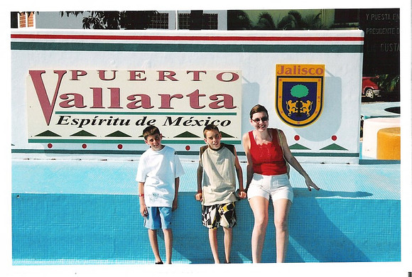 2005-08-12 PV Riu 296