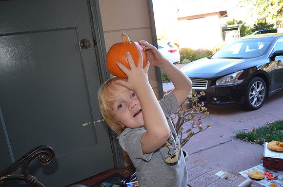 2014-10-19 Pumpkin Carving 73