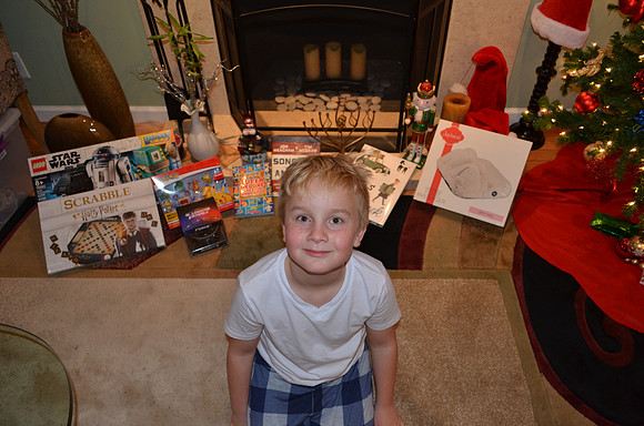 2019-12-25 Opening Gifts 67